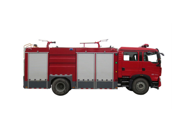 干粉水聯(lián)用消防車(chē)